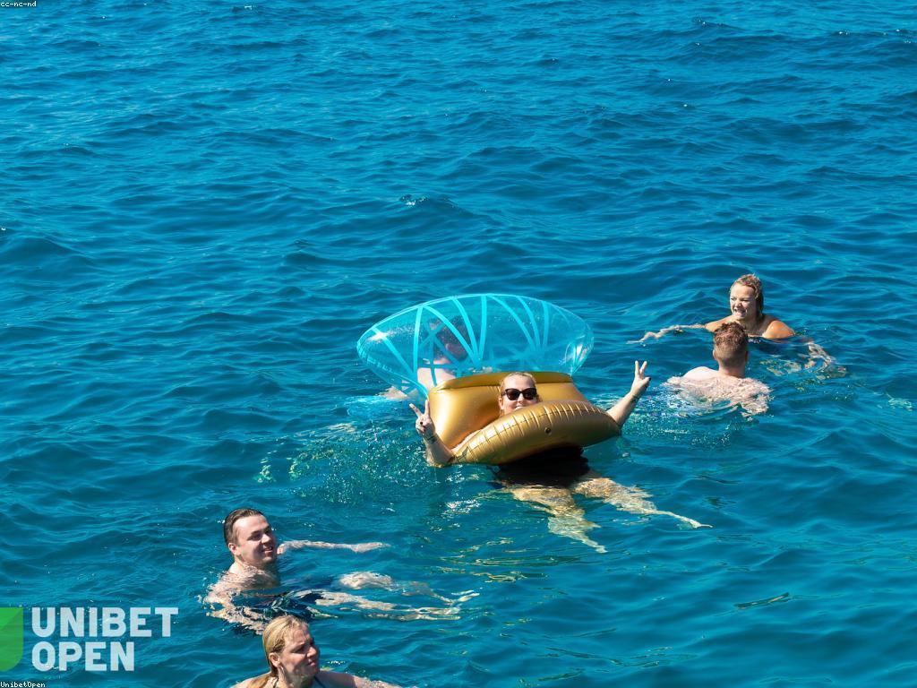 កាស៊ីណូពេញនិយម: ការស្វែងយល់អំពីការលេង និងអត្ថប្រយោជន៍